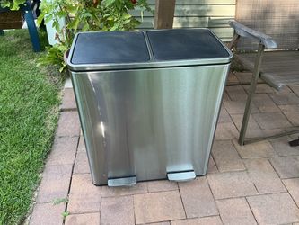 Kitchen Trash can. 2 bin,9 gal each,Stainless steel.silent close lid.clean condition