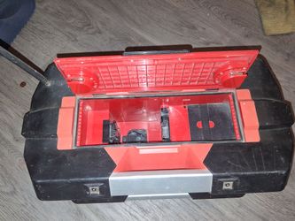 Milwaukee  Boombox with charger built in
