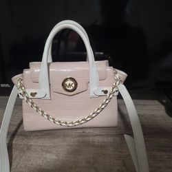 Michael Kors Bag. 