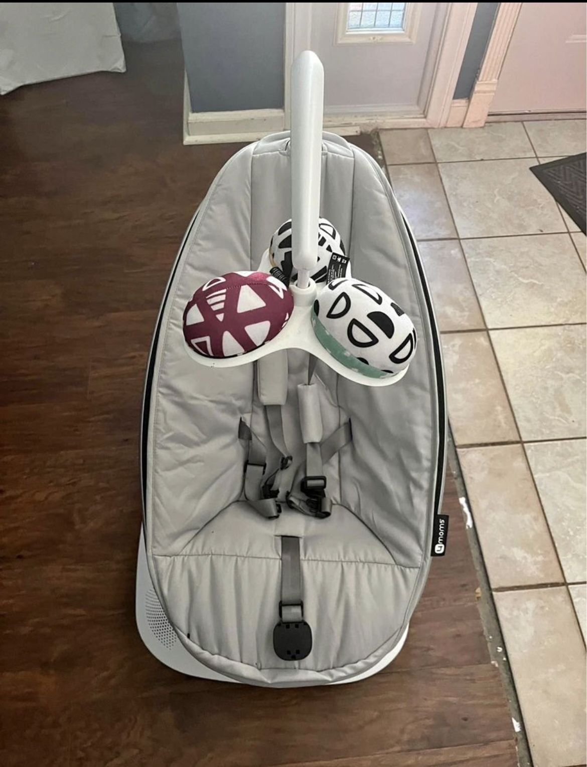 4moms MamaRoo Multi-Motion Baby Swing