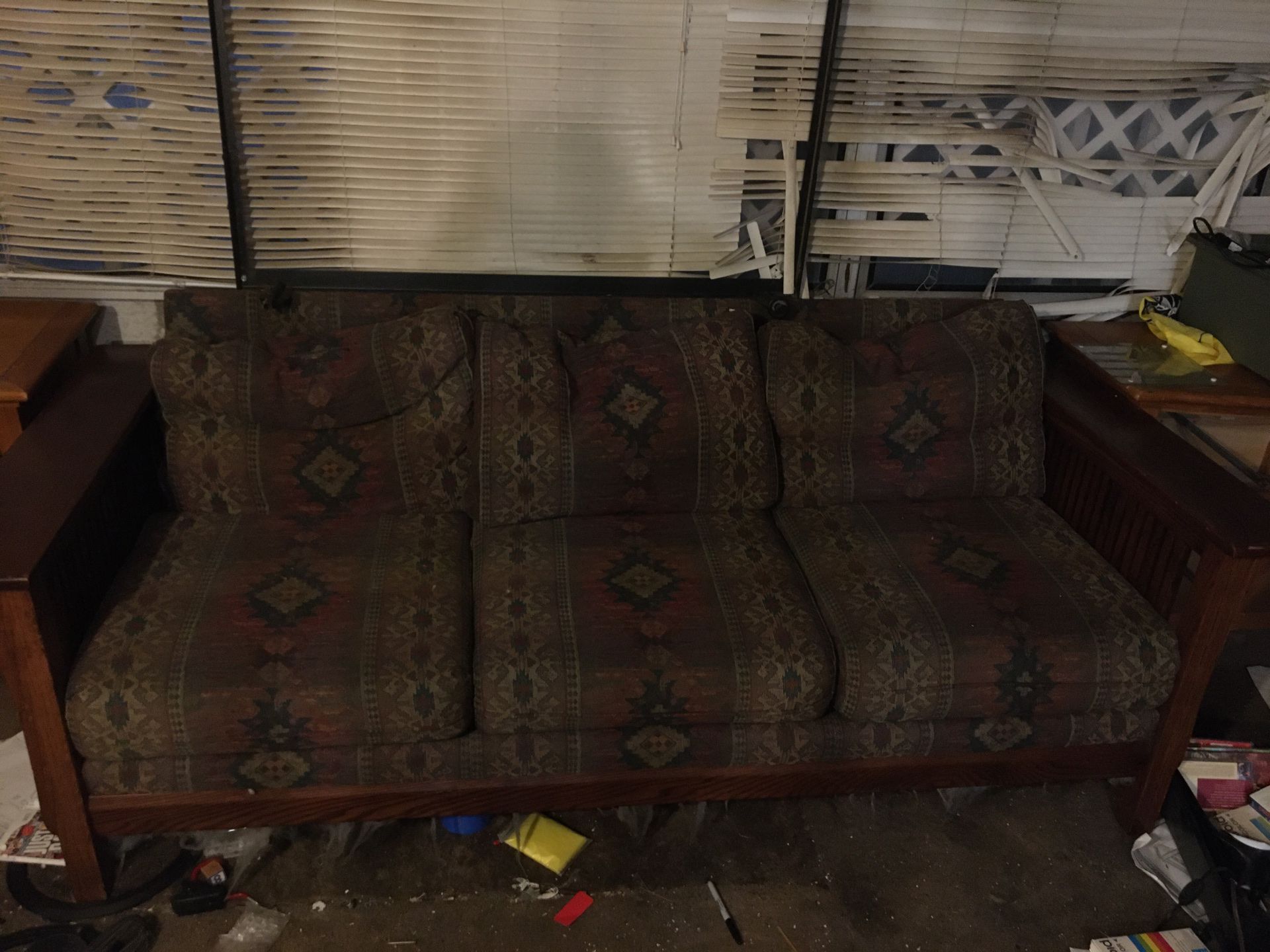 Classic couch free