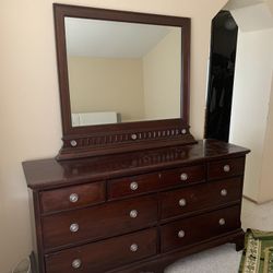 Dresser And Mirror 