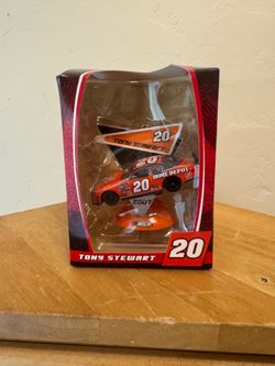 NASCAR Tony Stewart #20 2007 Collectible Ornament