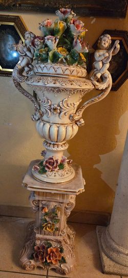 Italian Capodimonte-style porcelain urn with matching pedestal column