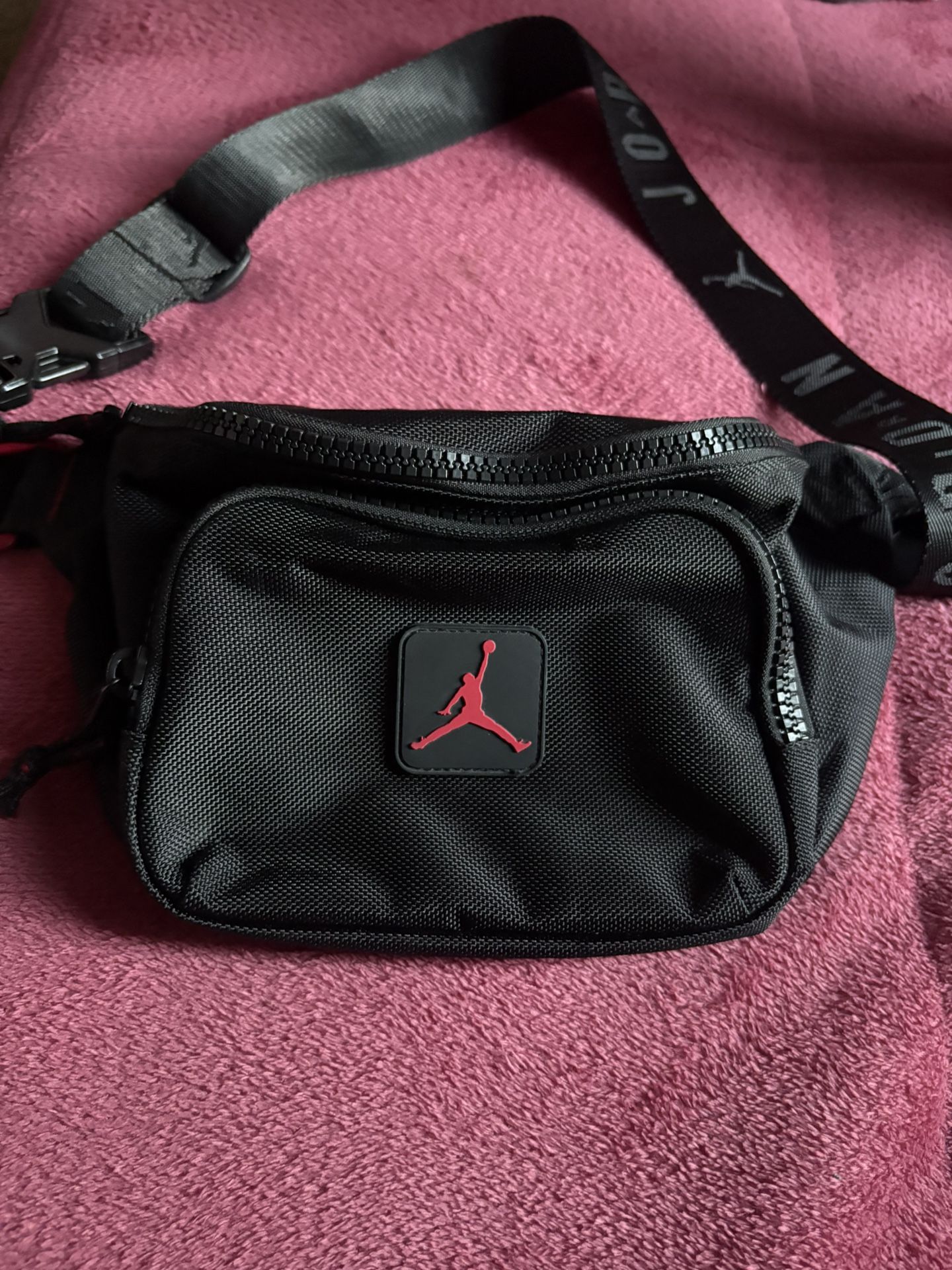 Jordan Crossbody Bag