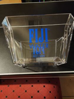 Wine bucket w/fiji logo 4 pcs $35