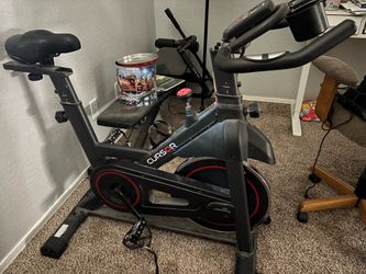 Stationary exercise bike