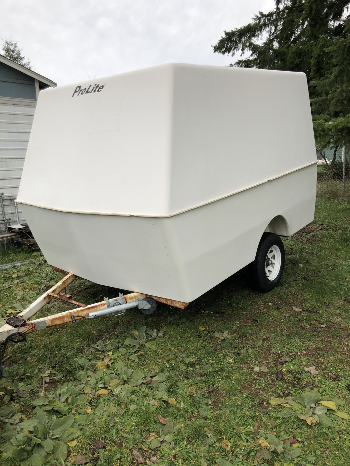 Encloused Fiberglass Trailer for Sale in Port Orchard, WA OfferUp