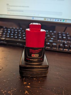 Milwaukee M12 REDLITHIUM Battery – Excellent Condition