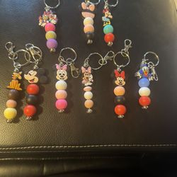 Character Beaded Keychains – Minnie Mickey Daisy Donald Pluto – Choose Style
