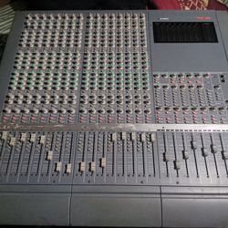 24 chanel Mixer Tuscany 