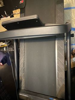 Treadmill with Flex Deck