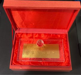 Feng Shui Crystal & Gold Foil Paperweight/Amulet Block