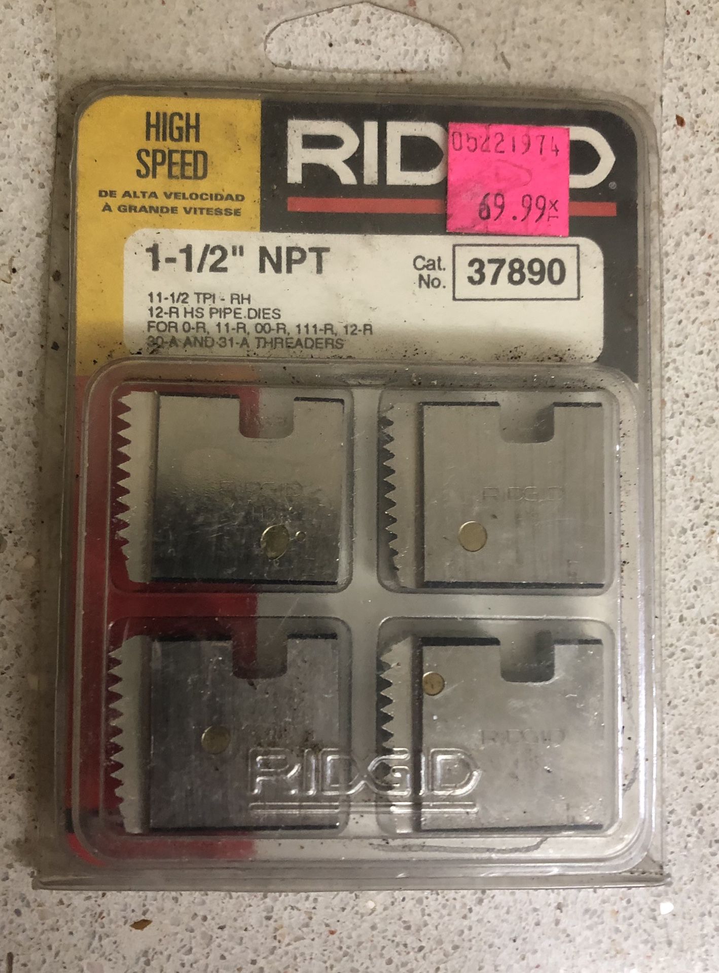 Ridgid 1-1/2” pipe threader dies set - new !