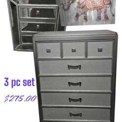 Chest, Nightstand, Elephant Picture 