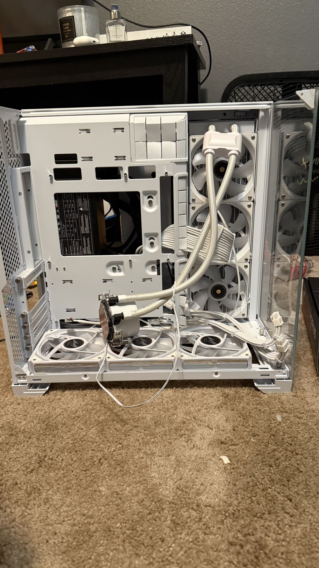 lian li case w aio & ram