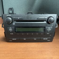 Toyota Camry OEM Radio