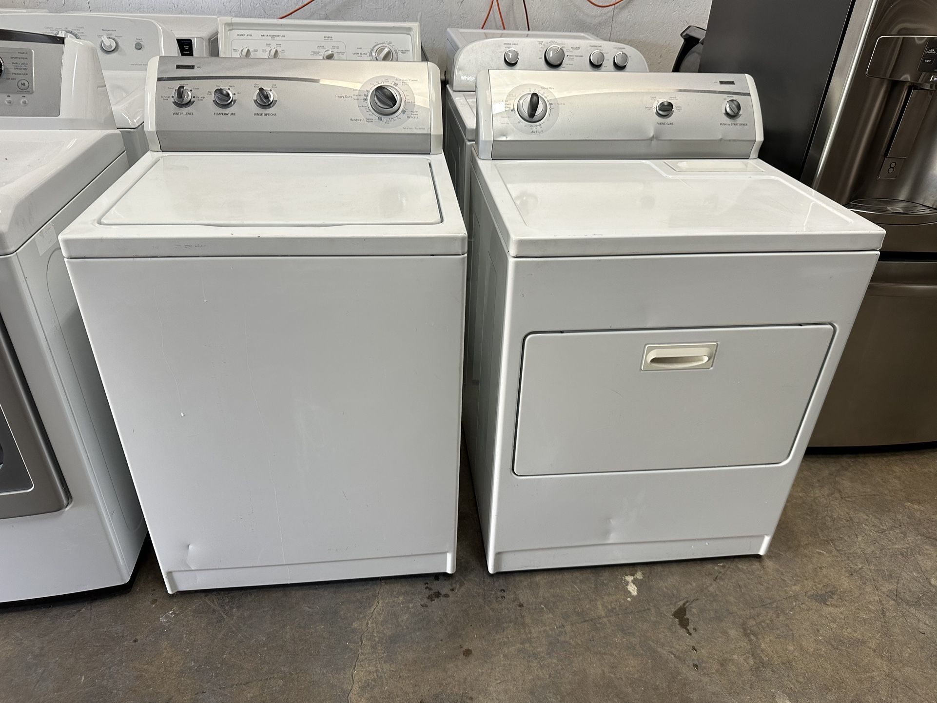 600 series Direct Drive Kenmore washer and electric dryer works great can deliver