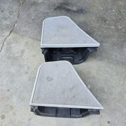 2010 - 2015 Toyota Prius driver-side trunk storage box
