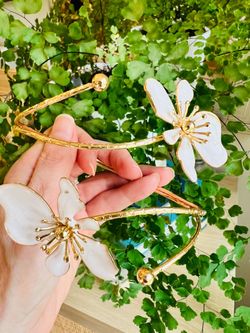 Floral Arm Bracelet