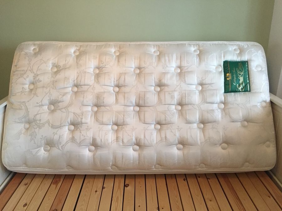 Kingsdown Emerald Crown Twin Mattress