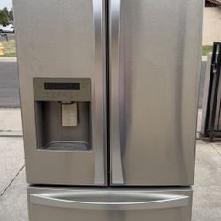 REFRIGERATOR KENMORE 33 WIDE 