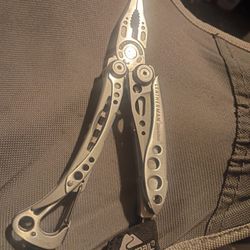 Leatherman  Skeletool 