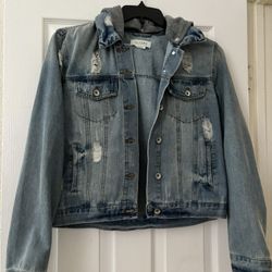 Sweaters / Jackets 