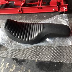 Dyna  2013 Saddlemen Seat Great Condition 250$