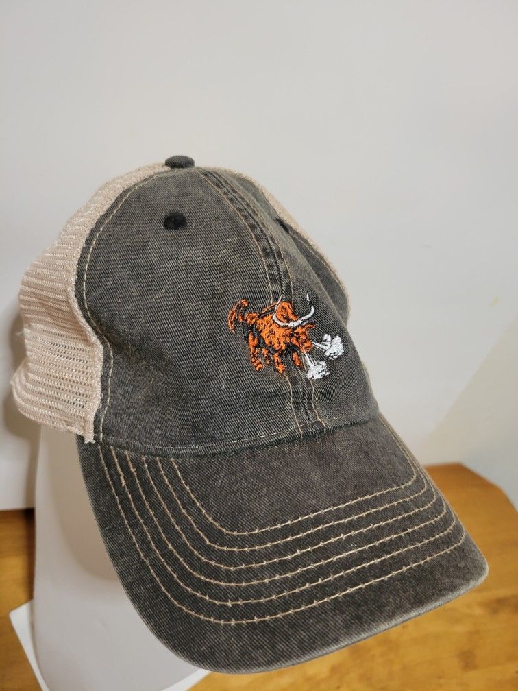 Pacific Headwear Vintage Strap Adjustable Cap. Like new see pictures