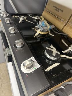 36" Smart Gas Cooktop with Illuminated Knobs in Black Stainless Steel