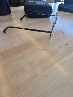 Glasses/Reading