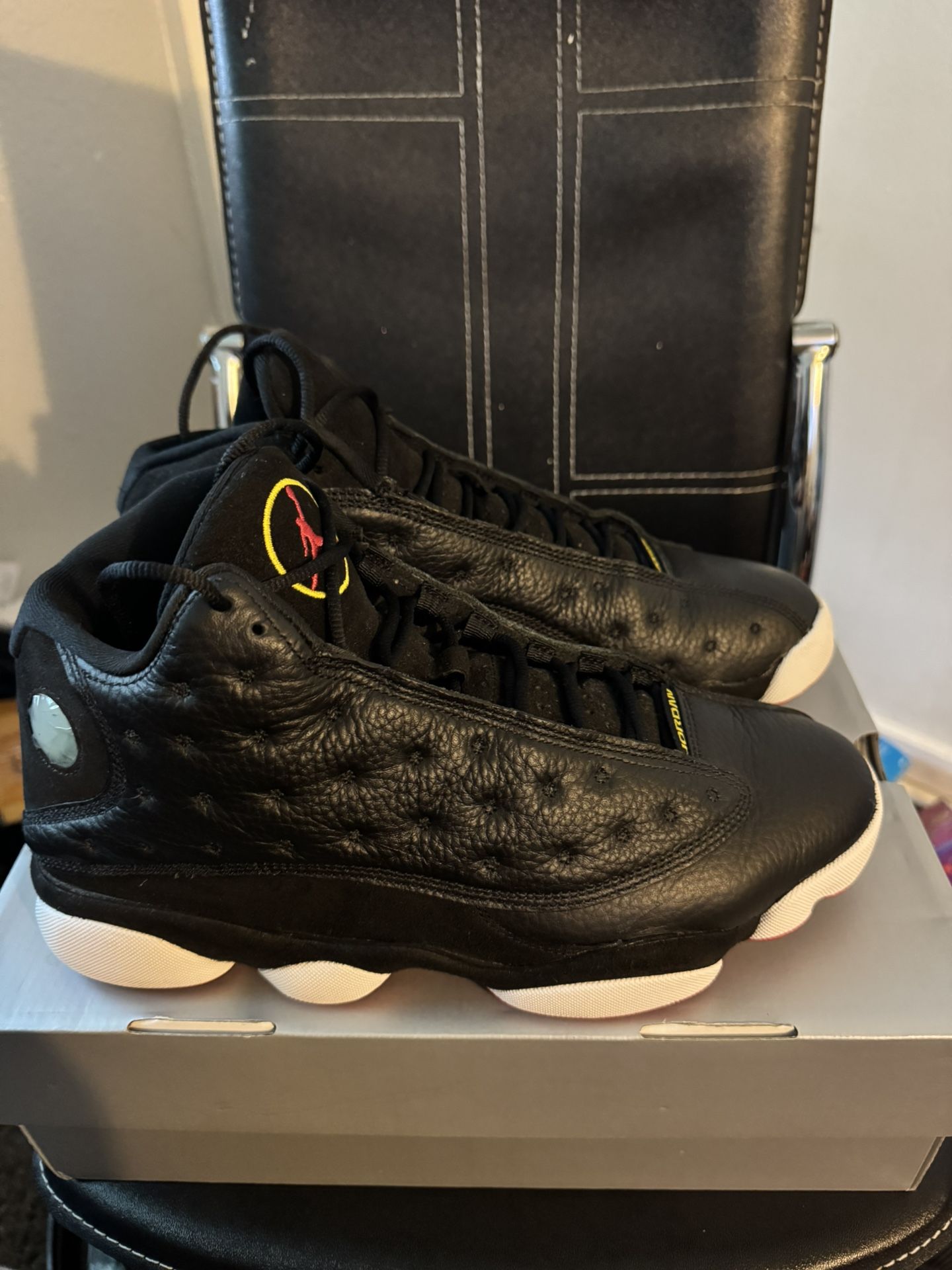 Men’s Retro Jordan’s 13s Play Off 2023 $150 Size 11