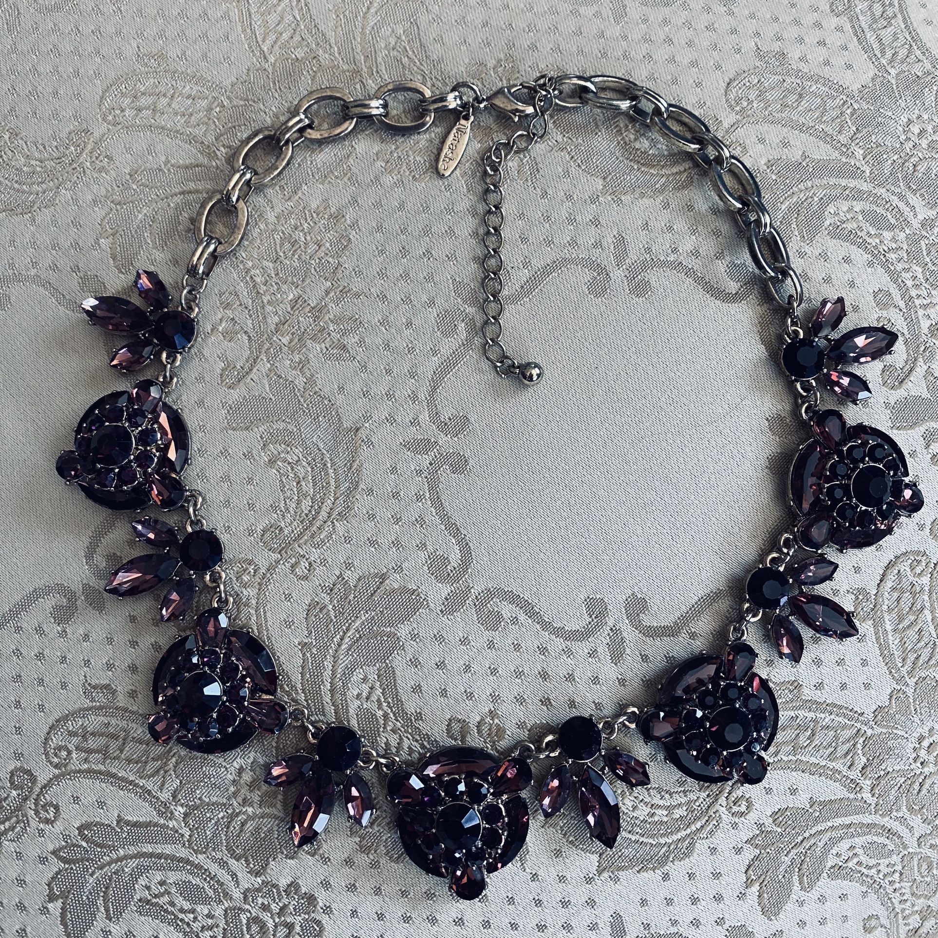 Beautiful Rhinestone Choker