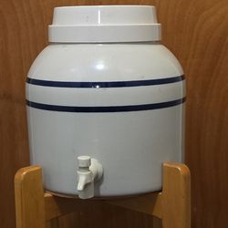 Water dispenser