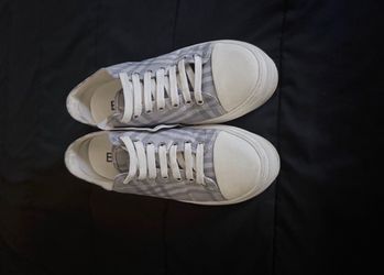 Burberry / Jordan 4s