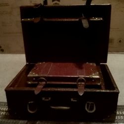 vintage ,  Faux Leather luggage, three piece set . PRICED TO SELL! 
