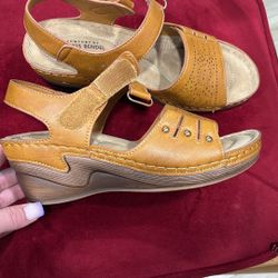 Size 8 Sandals 