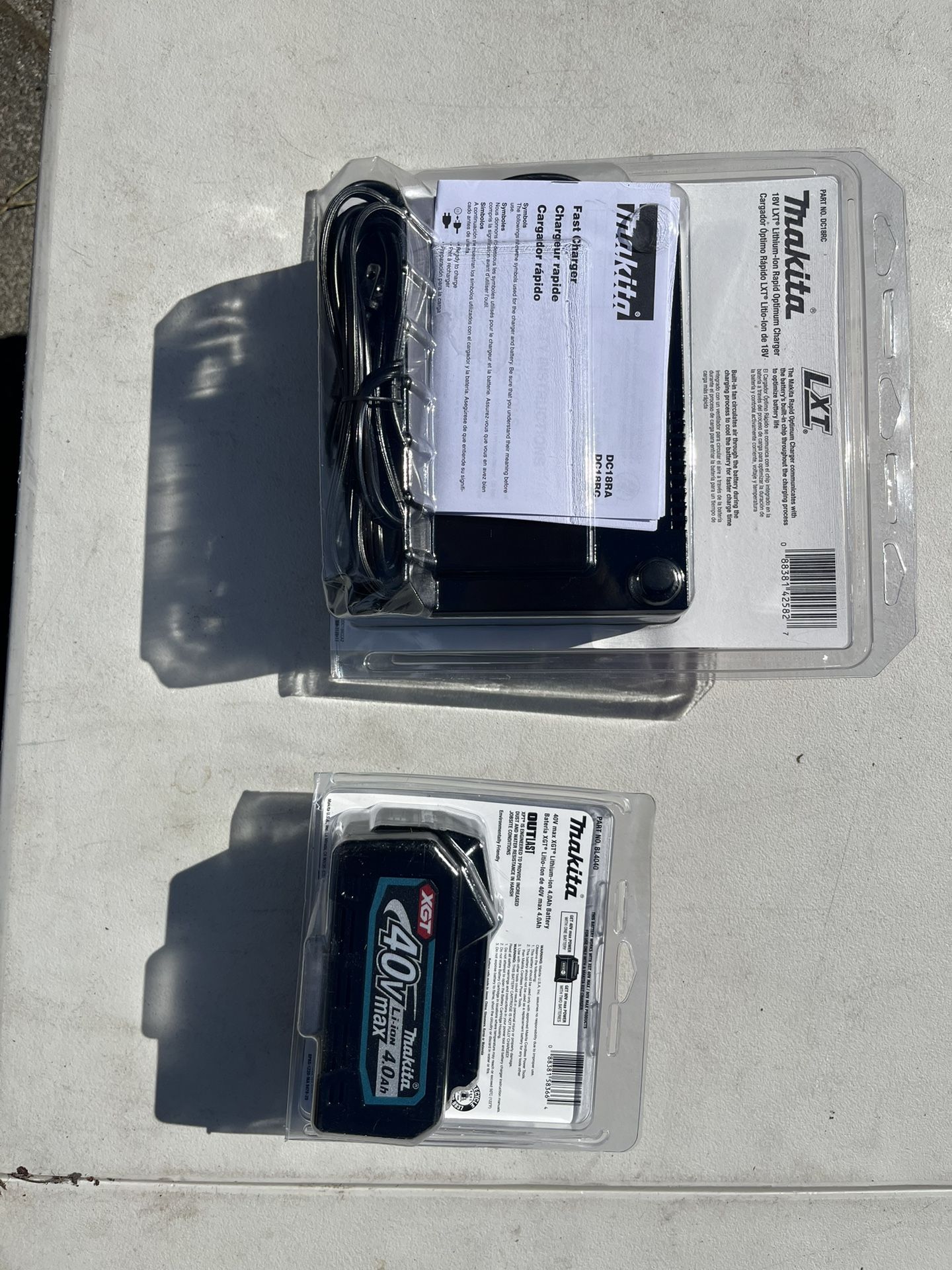 Makita Charger
