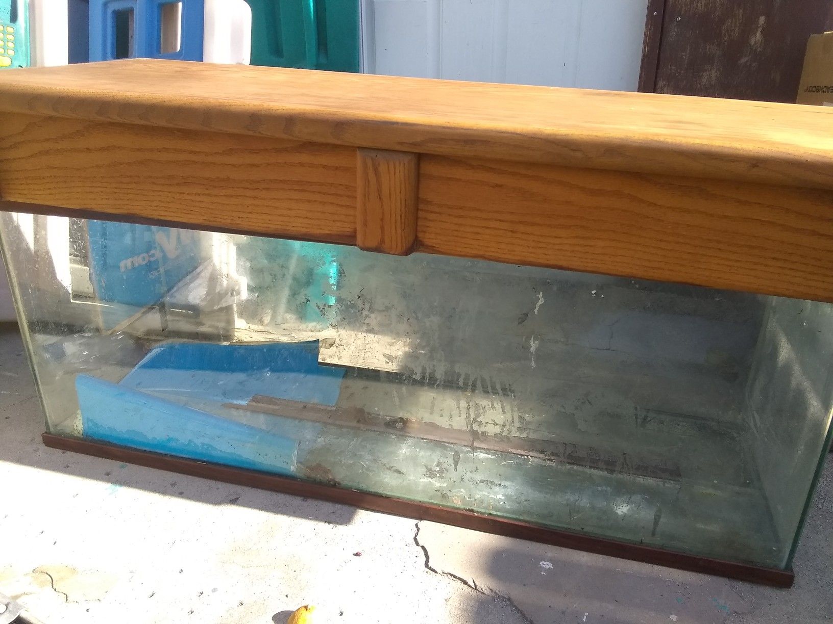 55 gallon fish tank with wood top