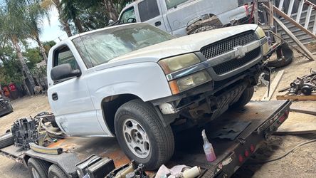 2004 Silverado front end