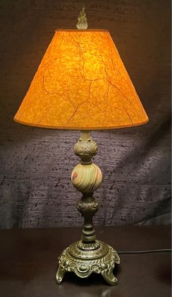 Vintage – style table lamp with natural stone accent – 28 “ tall