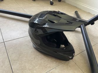 Helmet belt