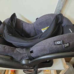 Maxi Cosi Car Seat With Base