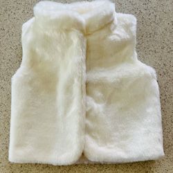 Carte’s Baby Girl Faux Fur Vest,  Size 6 Months