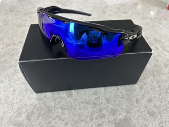 NEW OAKLEY RADAR EV PATH SUNGLASSES WITH BLUE PRIZM LENS