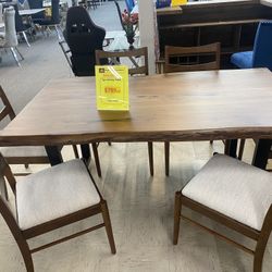 7 Pc Dinning Table Set  $799.99