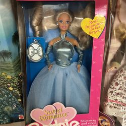 Sweet Romance Barbie doll. This limited edition doll was produced by Mattel in 1991 and was a Toys 'R' Us exclusive. Box damage,$35.