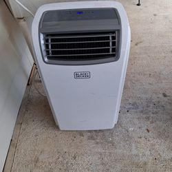 BLACK+DECKER Smart Portable Air Conditioner, 14,000 BTU for Rooms up to 700 Sq. Ft.