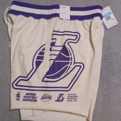 New Nike Men's Size Medium Los Angeles Lakers Shorts James Kobe Johnson
